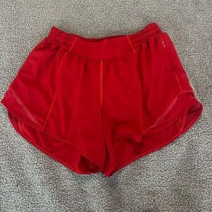 Lulu lemon shorts, Hotty hot